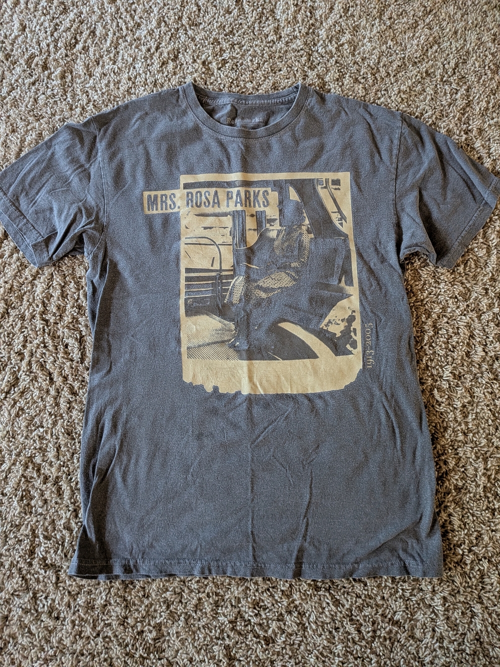 Mrs. Rosa Parks Graphic Short Sleeve Tee - Charcoal